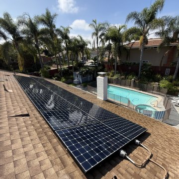 How Pool Areas Impact Solar Panel Efficiency (and How to Prevent It)